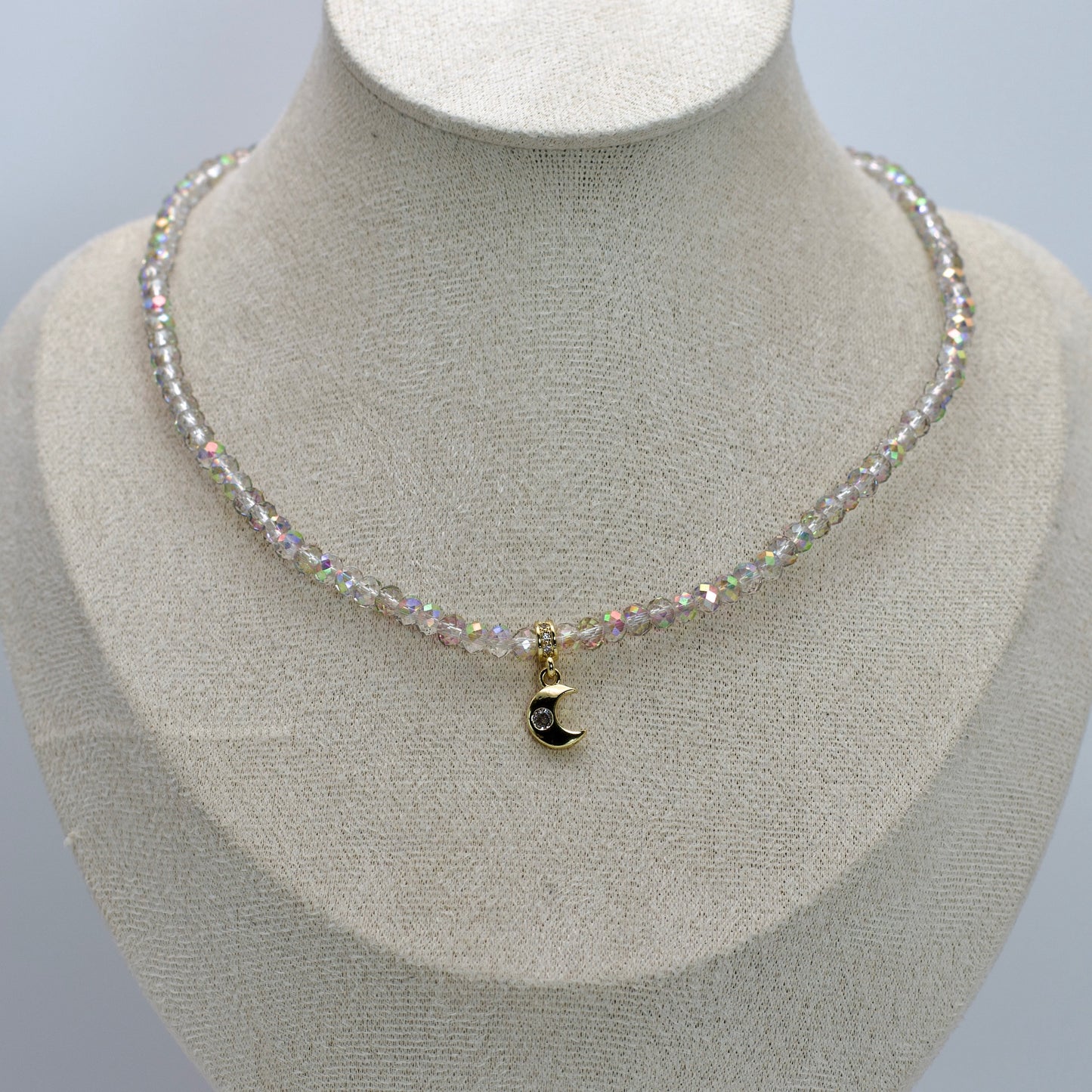 Collar Media Luna