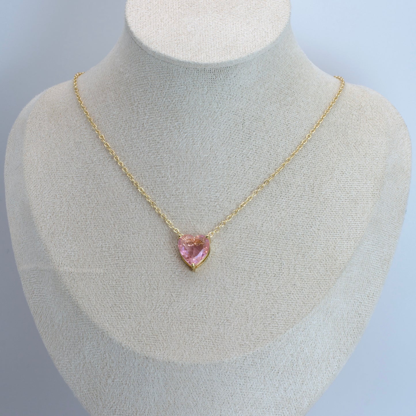 Cadena con Corazón de Zirconias