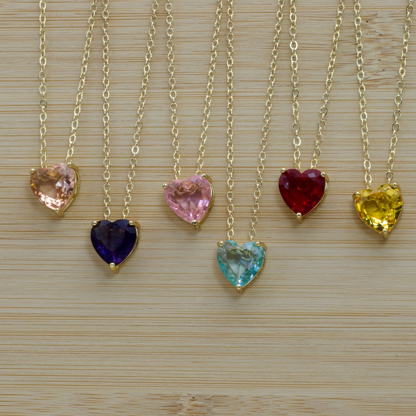 Cadena con Corazón de Zirconias