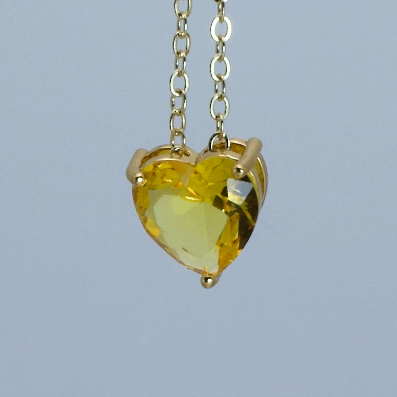 Cadena con Corazón de Zirconias