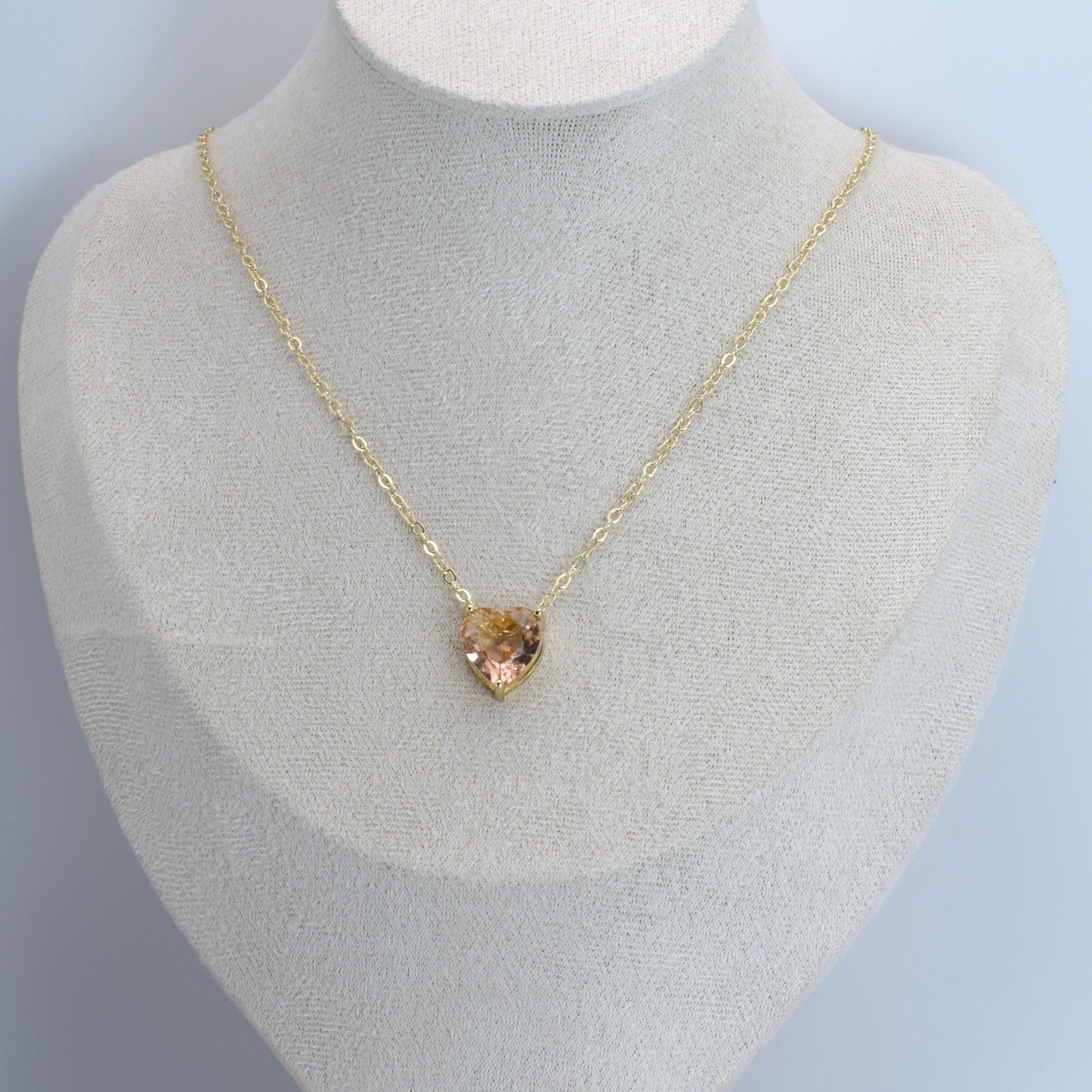 Cadena con Corazón de Zirconias
