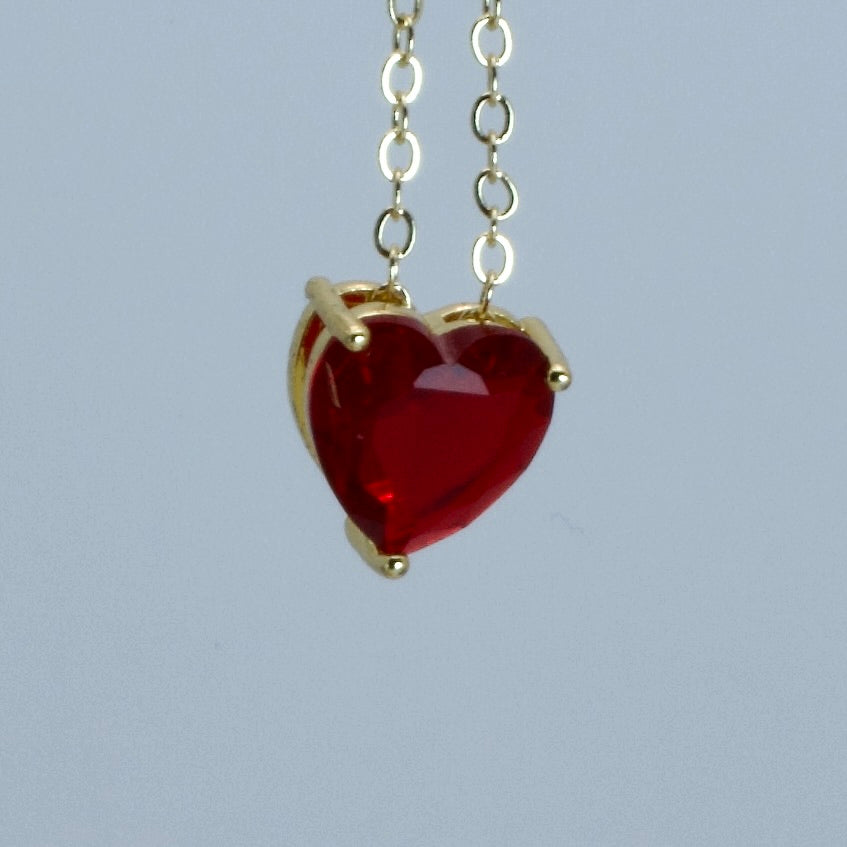 Cadena con Corazón de Zirconias