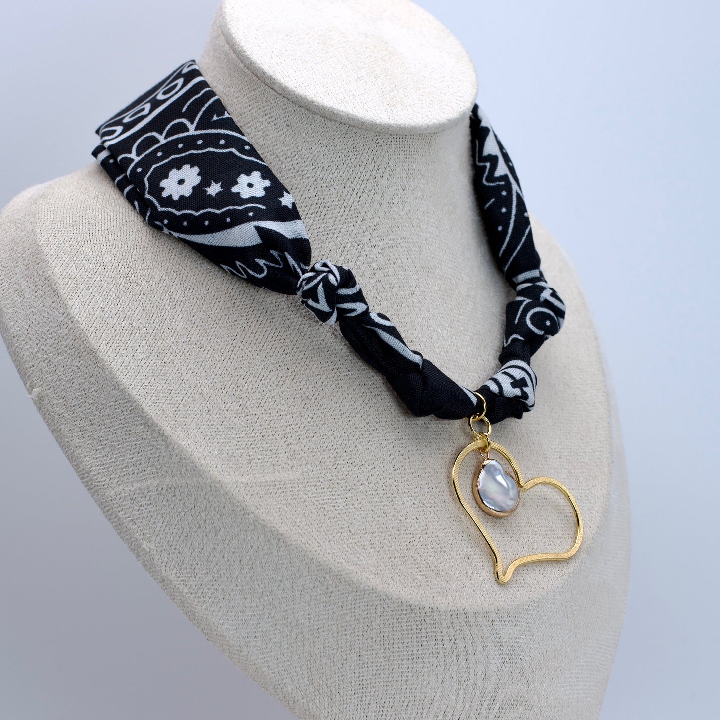 Collar Bandana Corazón