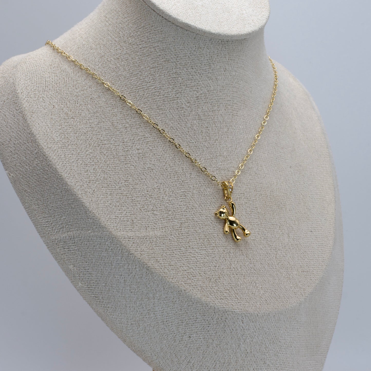 Akira chain