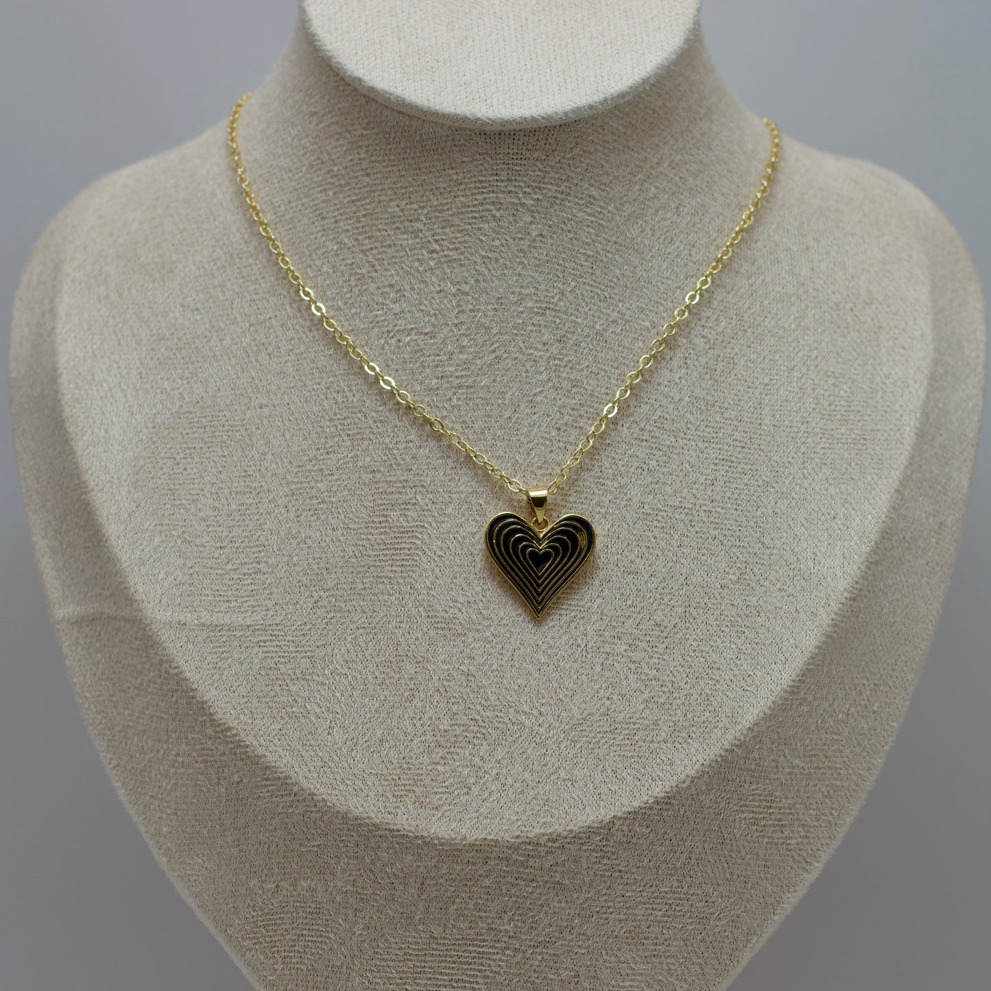 Cadena con Corazón Negro