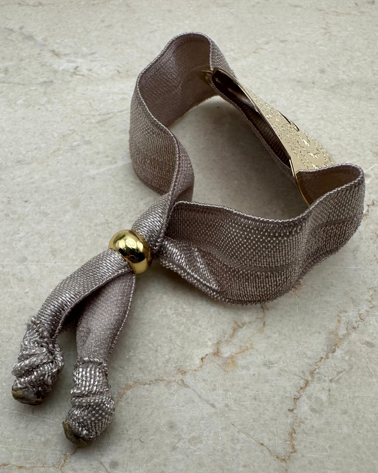 Pulsera Elástica Padre Nuestro en Goldfilled